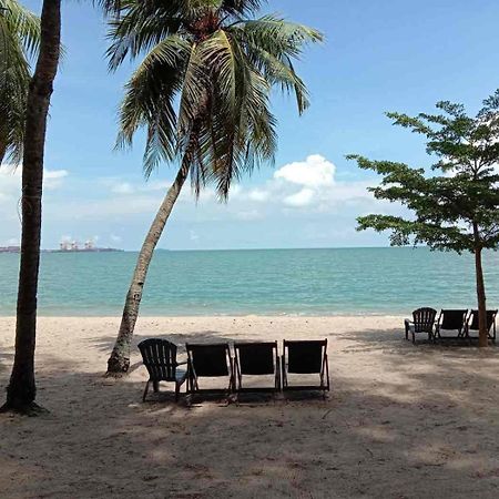 Manjung Modern + Cozy Terrace Home Lumut Dış mekan fotoğraf