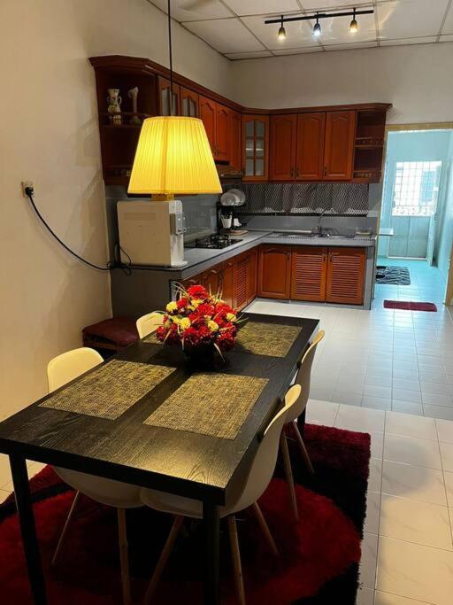 Manjung Modern + Cozy Terrace Home Lumut Dış mekan fotoğraf