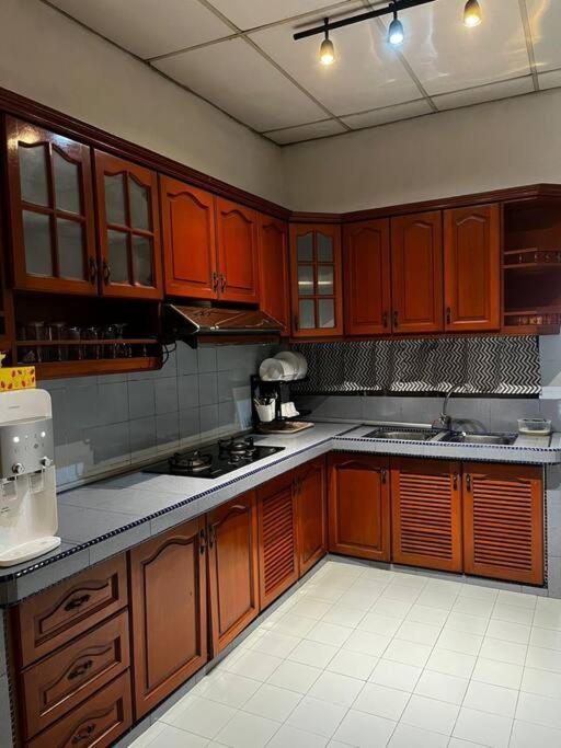 Manjung Modern + Cozy Terrace Home Lumut Dış mekan fotoğraf